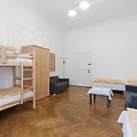 Gallery Хостел *