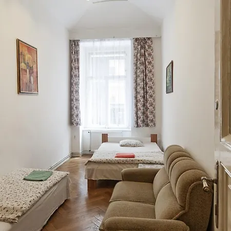 Hostal Gallery Praga
